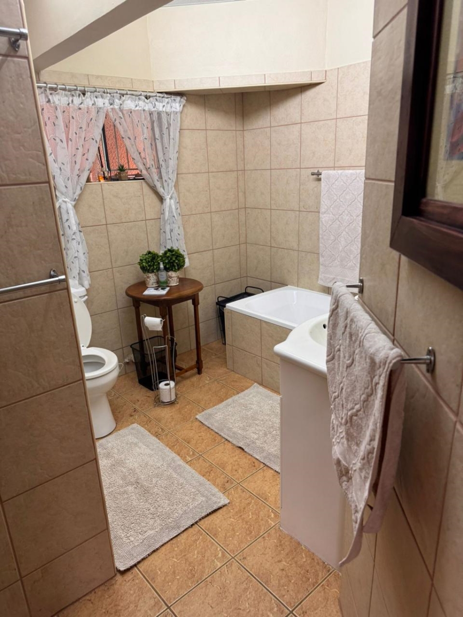 3 Bedroom Property for Sale in Christiana North West